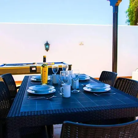 Conil Villa Playa Blanca (Lanzarote)